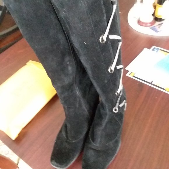 LADIES BOOTS - Picture 1 of 1